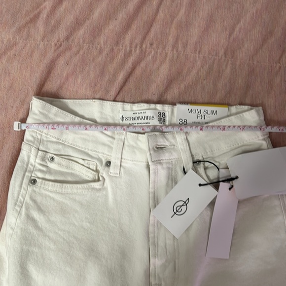 STRADIVARIUS MOM SLIM FIT WHITE JEANS - Picture 12 of 12